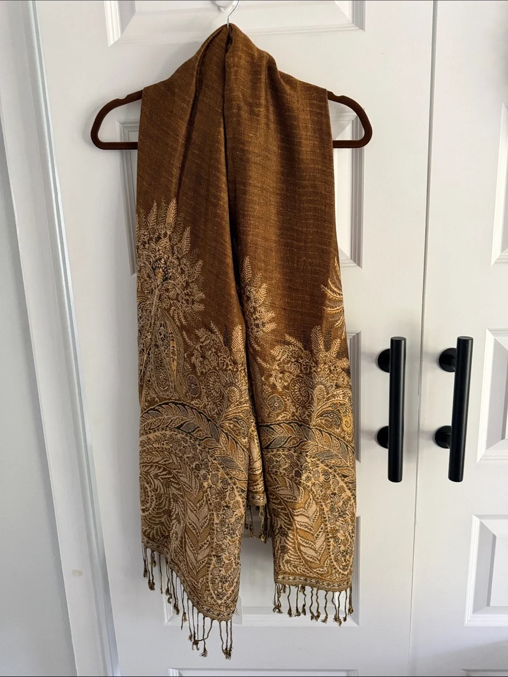 Brown Paisley Jacquard Fringe Scarf